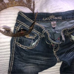 Jeans gorgeous fade stitches.